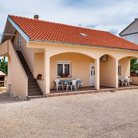 Pridraga Apartment Culina מראה חיצוני תמונה