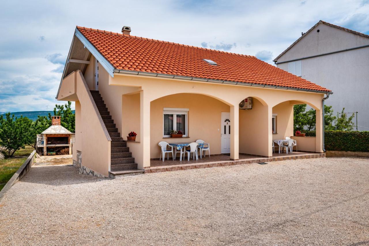 Pridraga Apartment Culina מראה חיצוני תמונה