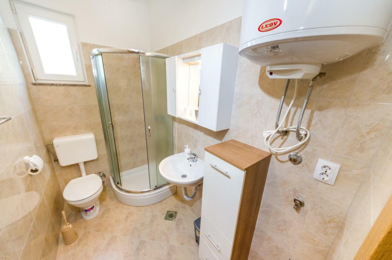 Pridraga Apartment Culina מראה חיצוני תמונה
