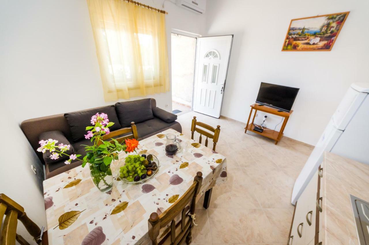 Pridraga Apartment Culina מראה חיצוני תמונה