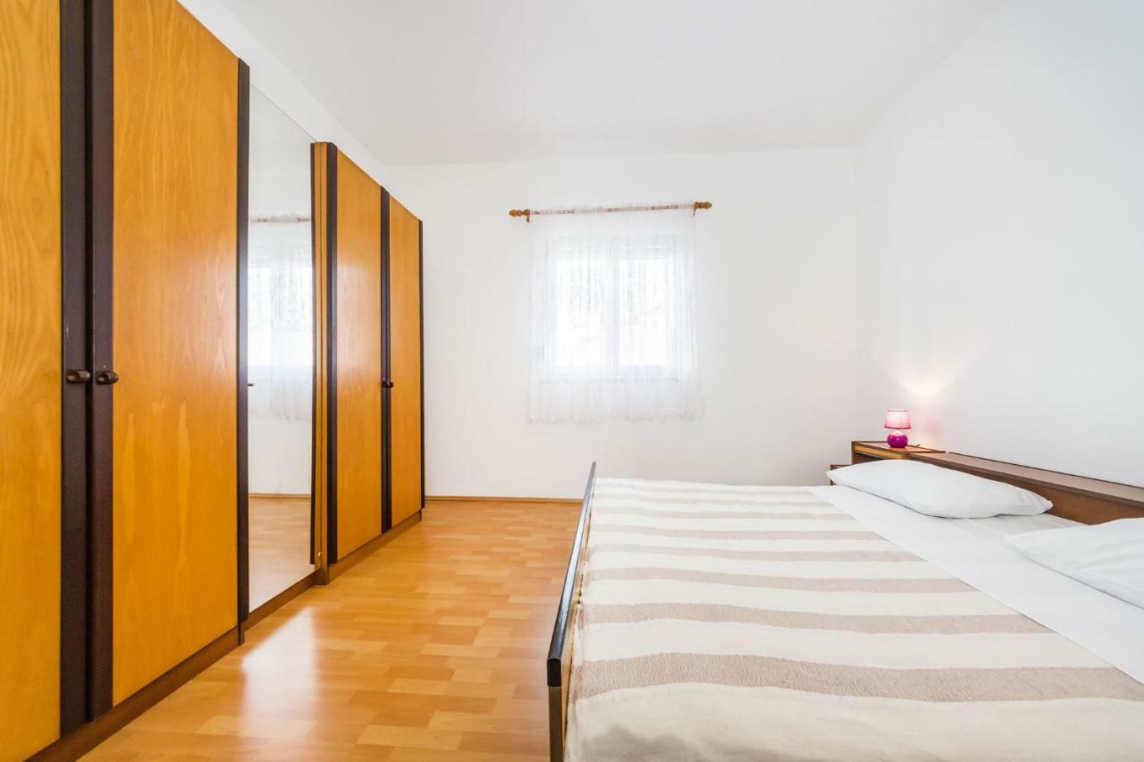 Pridraga Apartment Culina מראה חיצוני תמונה
