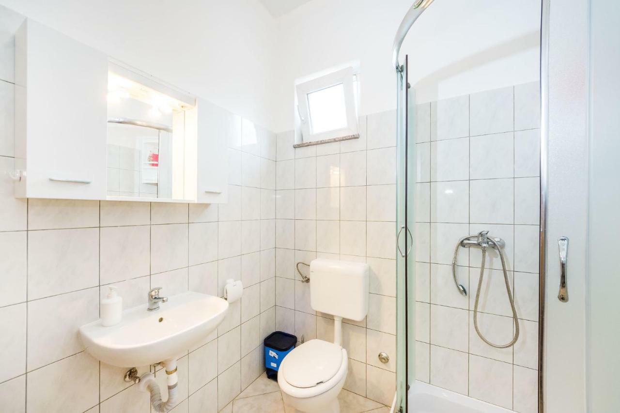 Pridraga Apartment Culina מראה חיצוני תמונה