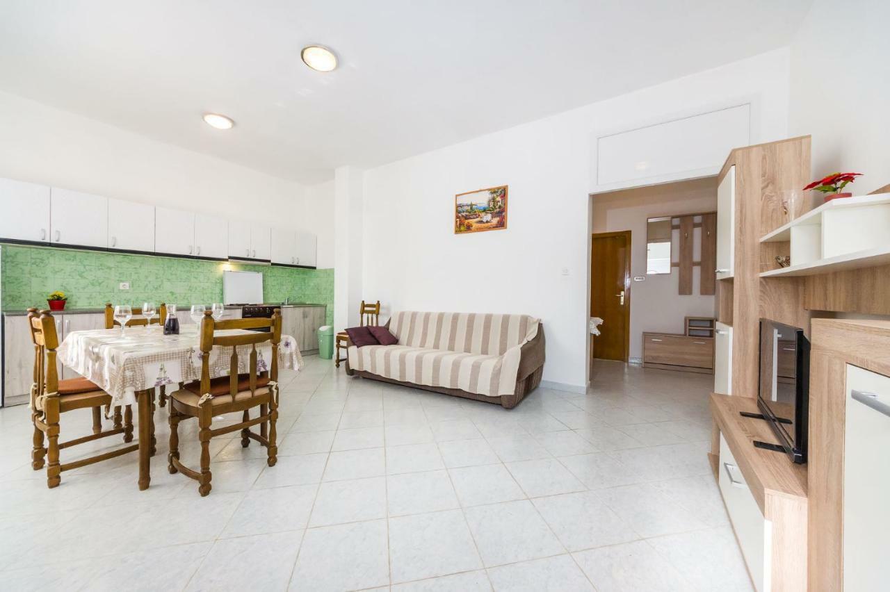 Pridraga Apartment Culina מראה חיצוני תמונה