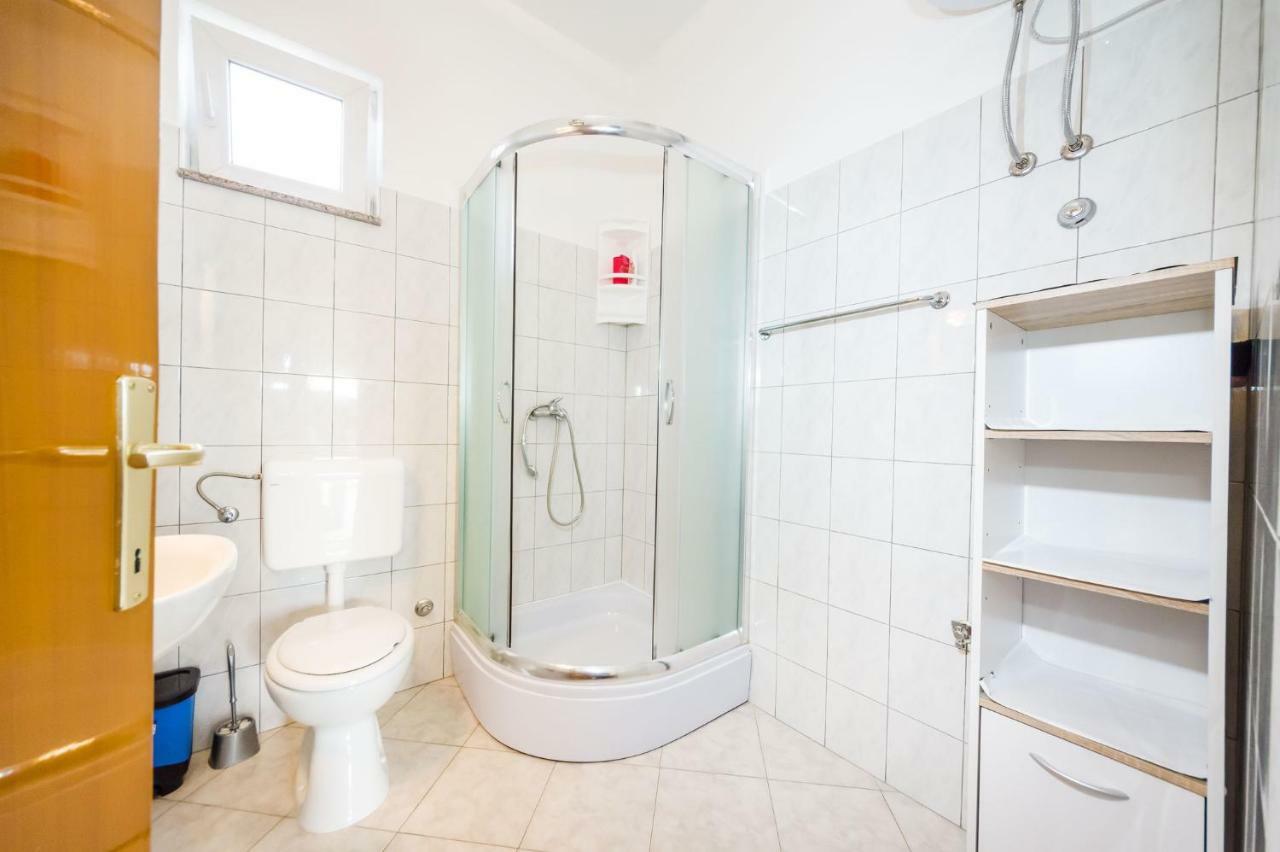 Pridraga Apartment Culina מראה חיצוני תמונה